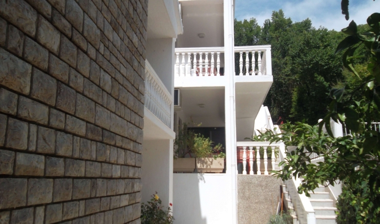 Guest House 4M Gregovic, Petrovac, Appartamenti